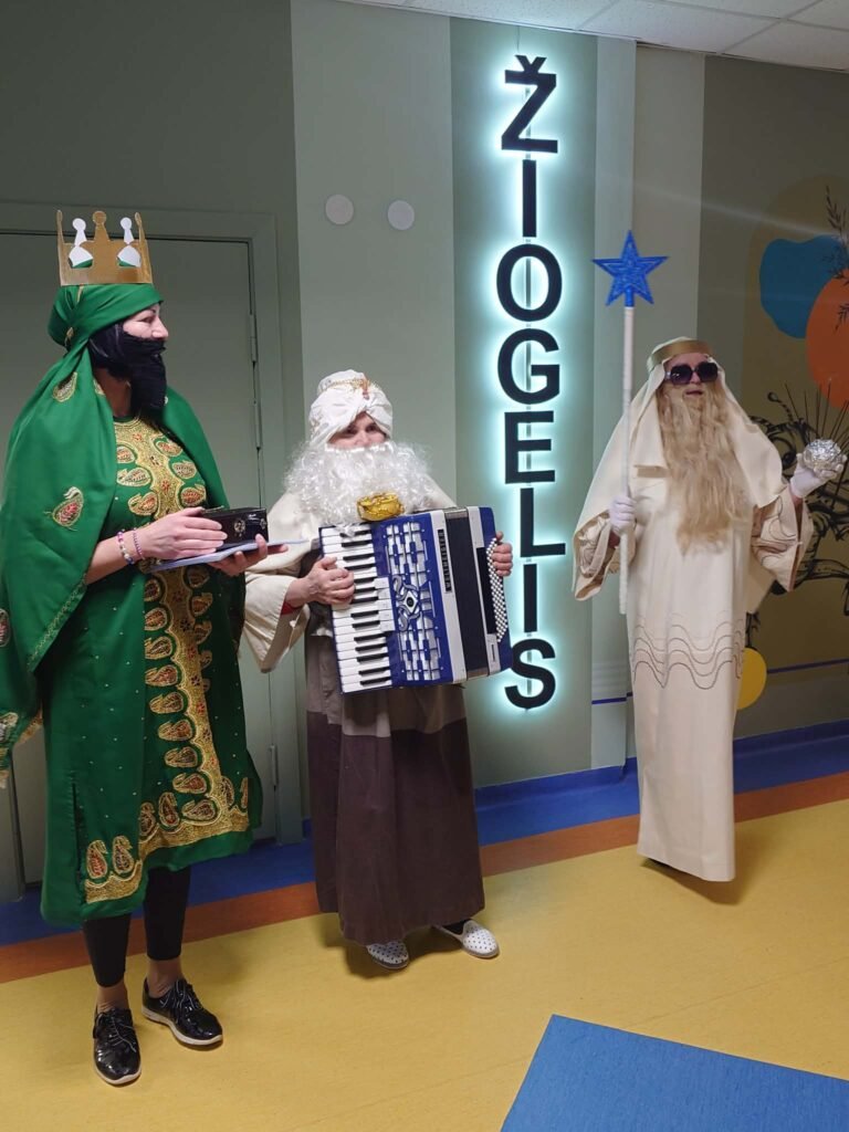 42414f1a c5d7 407c b185 b3d2cfd4ba9b