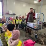 „Skruzdėliukų“ grupės pažintinė-edukacinė išvyka į sulčių spaudyklą 26828