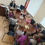 Kai mažos rankytės pasibeldžia į dideles miesto duris... 842677378 1587489096037031 1978179397826566401 n