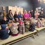„Skruzdėliukų“ grupės bendruomenės išvyka į „Linksmų uodegyčių pievą“ e9187f25 82dd 4338 99c4 d81a8319123e